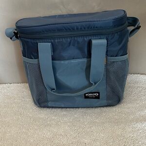 Igloo cooler  Bag